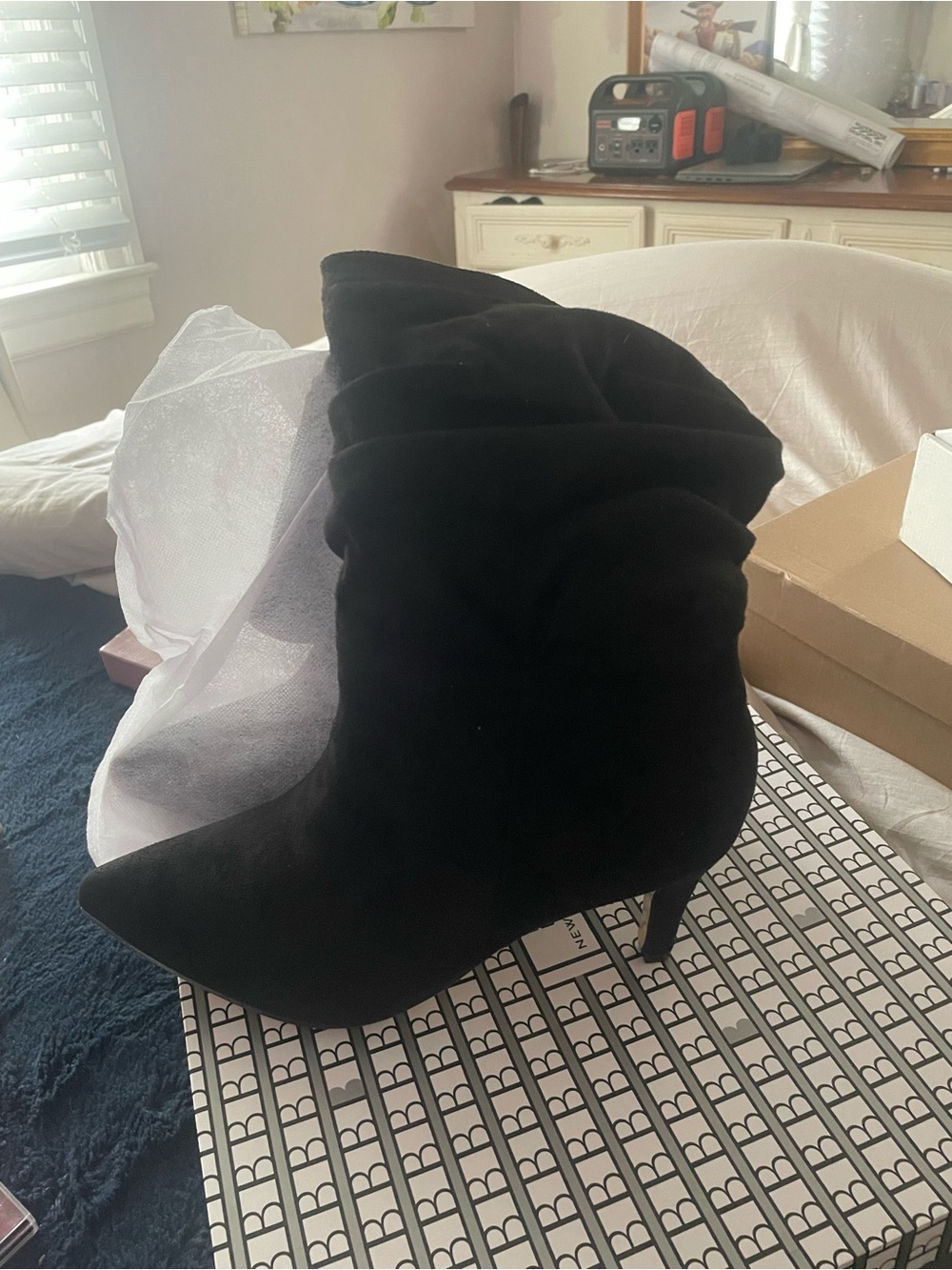 Women's Black Suede Pointed-Toe Stiletto Ankle Boot